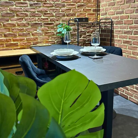 Cosy Roc - Wifi, Balcon, Tv, Clim, Equipe Lägenhet