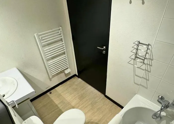 Cosy Roc - Wifi, Balcon, Tv, Clim, équipé